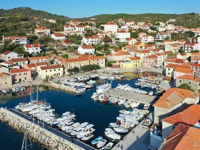 Holiday Home Casa Lorela In Sali, Island Dugi Otok