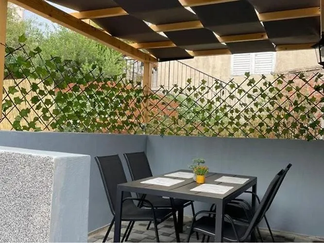 Holiday Home Casa Lorela In Sali, Island Dugi Otok  Sali