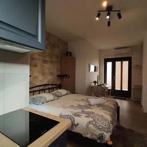  Appartamento With Sea View